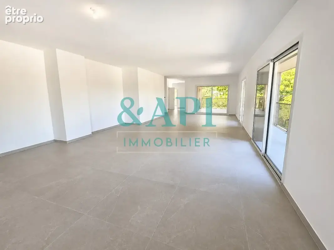 Evian les bains dans un cadre exceptionnel face lac un attyque de 210m2 unique  avec terrasse - photo 5