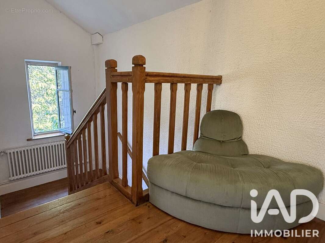 Maison 104 m² à Tassin-La-Demi-Lune  - photo 6