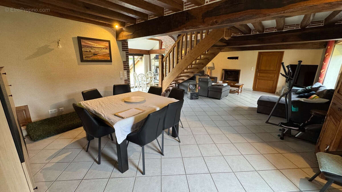 Maison à VILLEHERVIERS