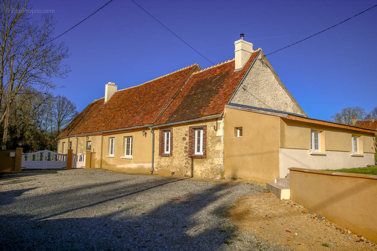 Maison à ARGENVILLIERS