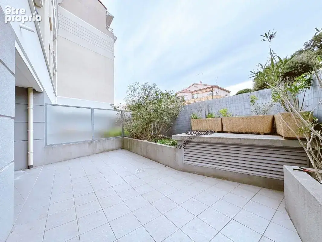Appartement 47 m² à Mandelieu-La-Napoule  - photo 1