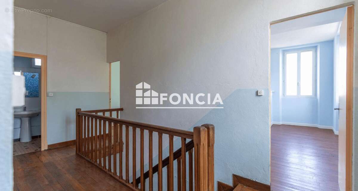 Maison à BERNAC-DEBAT