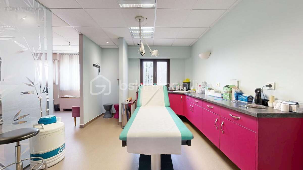 Bureau spacieux pour entrepreneurs, un investissement idéal au cœur de la ville - photo 16