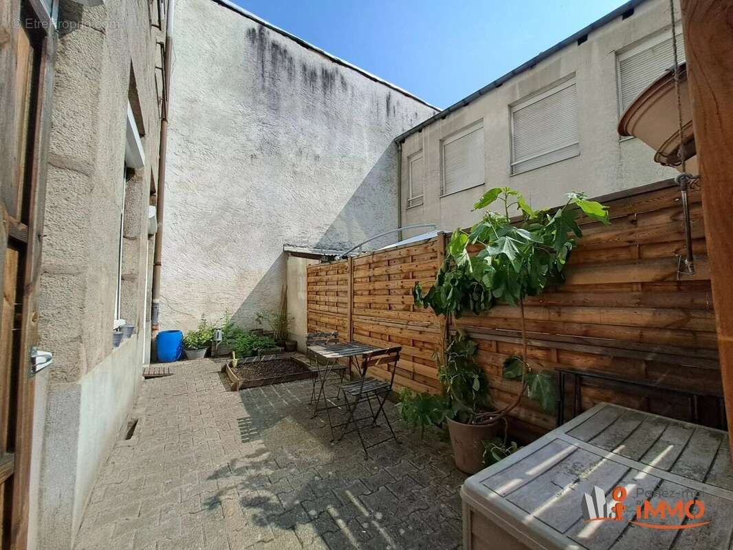 Appartement à SAINT-ETIENNE