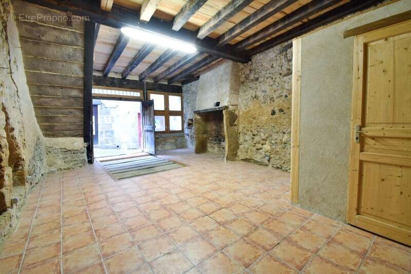 Maison à BILLOM