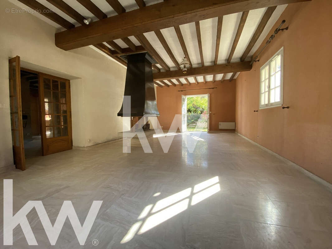 Maison 145 m² à Cernoy-En-Berry  - photo 4