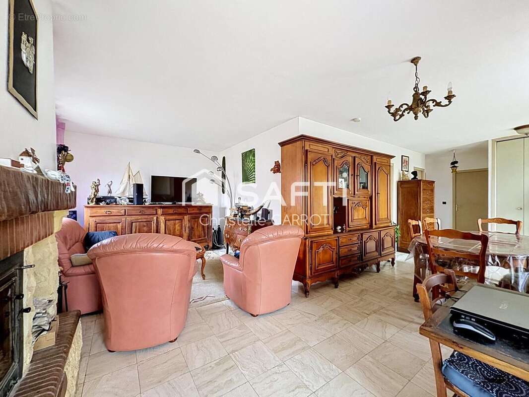 Photo 2 - Maison à IZON