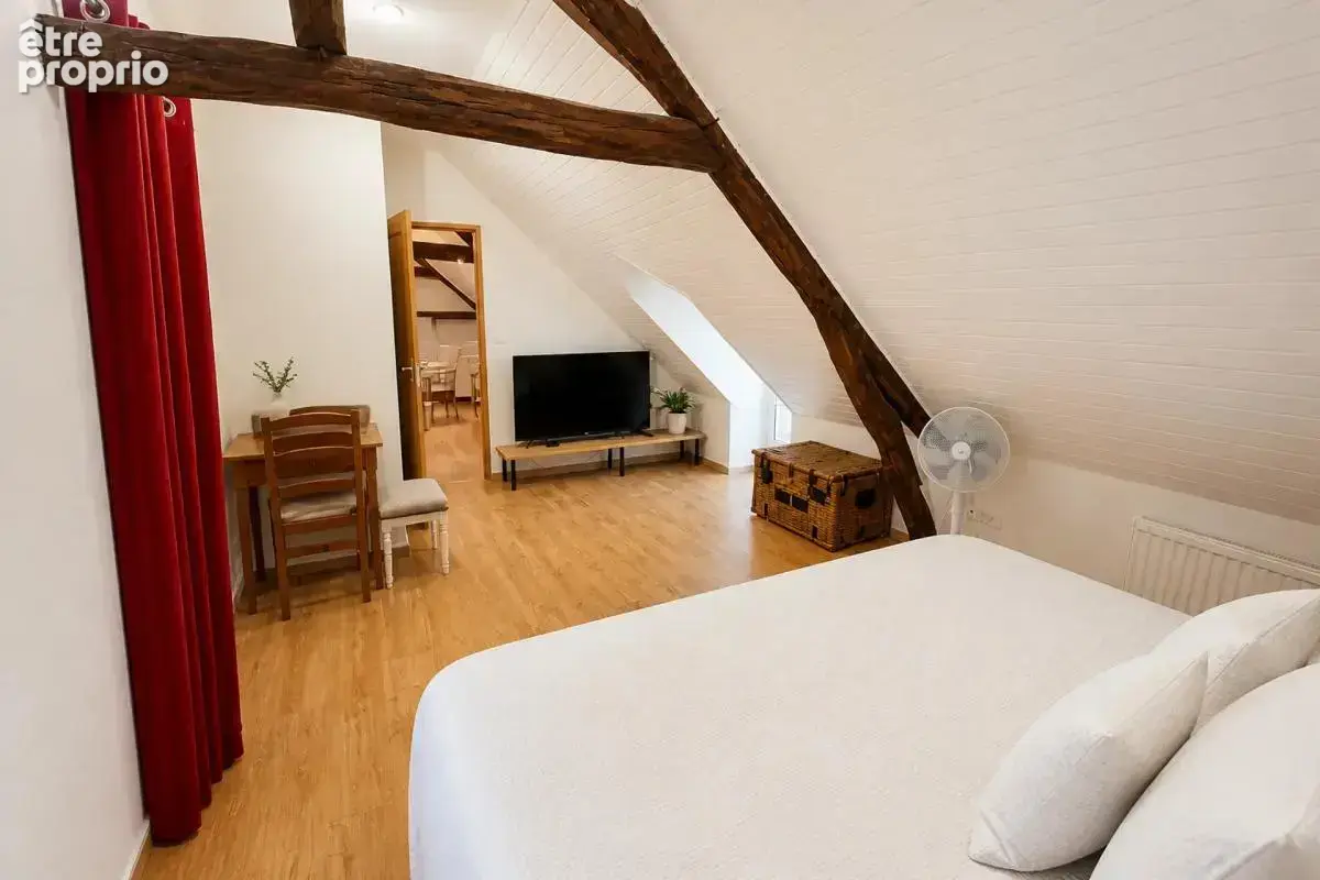 Maison de 7 pièces de 175 m² à Vennecy - photo 9