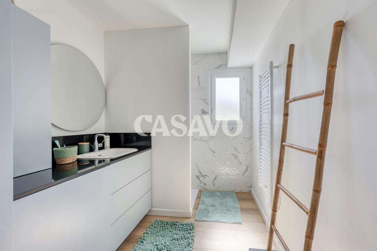 Vente Appartement 3 pièces de 69m² - 13640 La Roque-d'Anthéron - photo 12