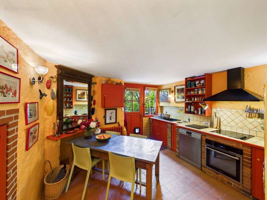 Maison à RILHAC-LASTOURS
