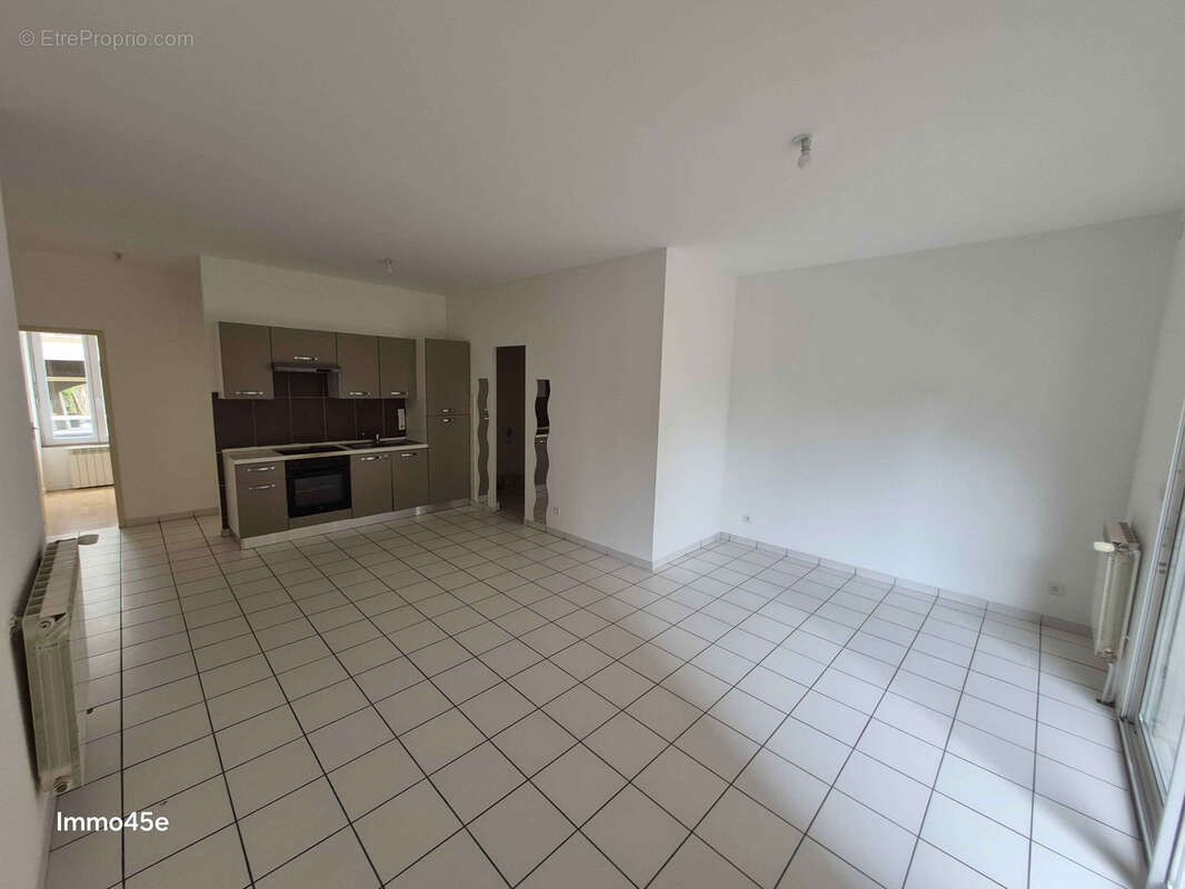 Appartement à TOURNON-SUR-RHONE