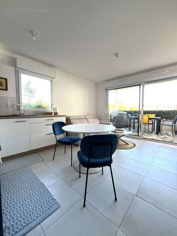 Appartement à SAINT-CYR-SUR-MER