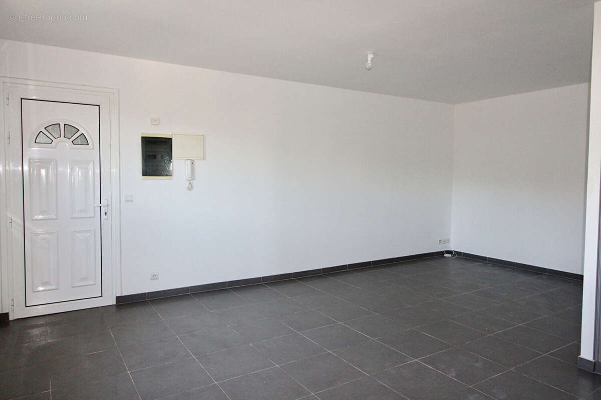 Appartement à VIGNEUX-SUR-SEINE