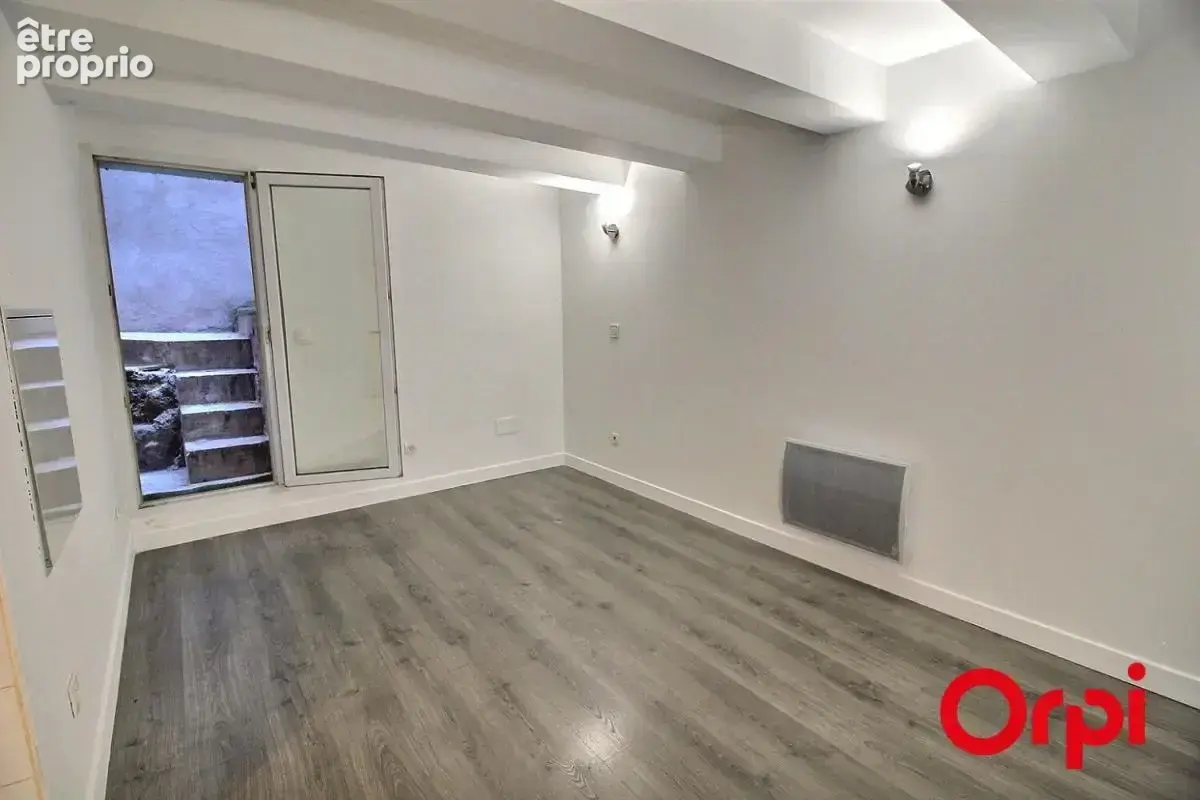 Loft + extérieur proche cours JULIEN - photo 13