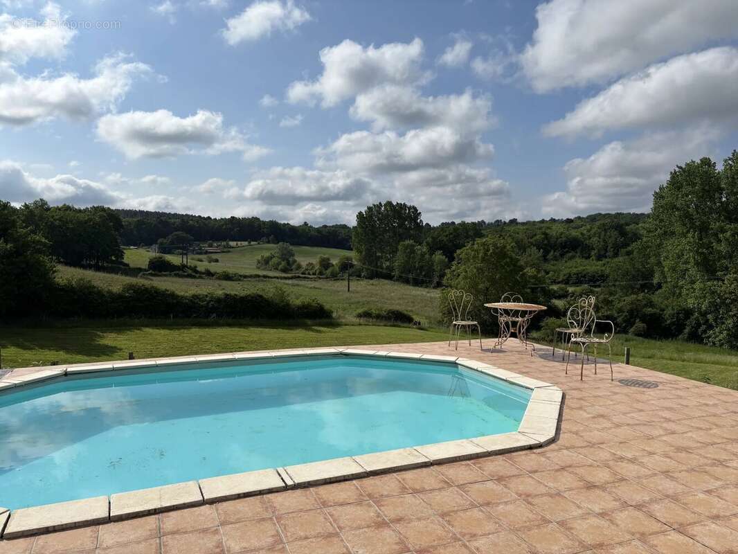 Maison à AUBETERRE-SUR-DRONNE