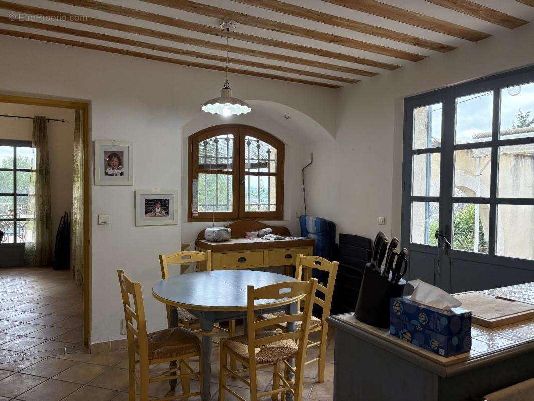 Maison à ARAMON