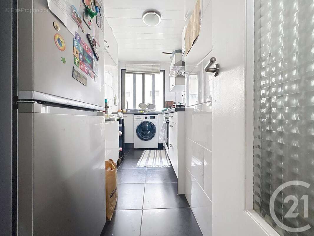 Appartement 71 m² à Paris-12e  - photo 8