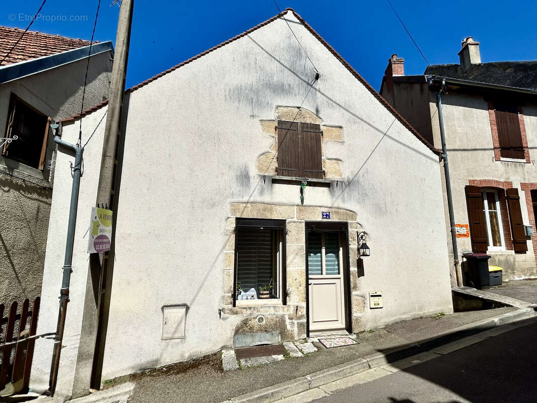 Maison à MONTBARD