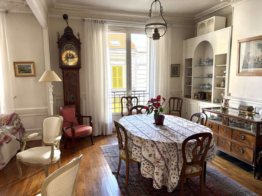 Appartement à SAINT-MANDE