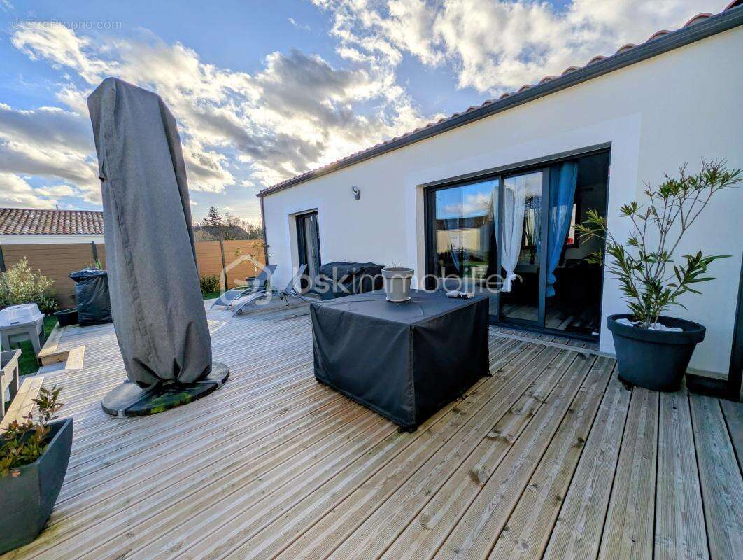 Maison récente 2022 – jardin– climatisation - dpe a/a – coup de cœur - photo 4