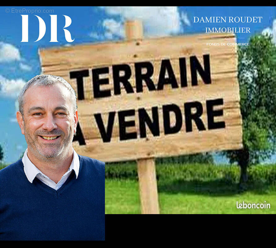 Terrain à VILLENEUVE-DE-MARC