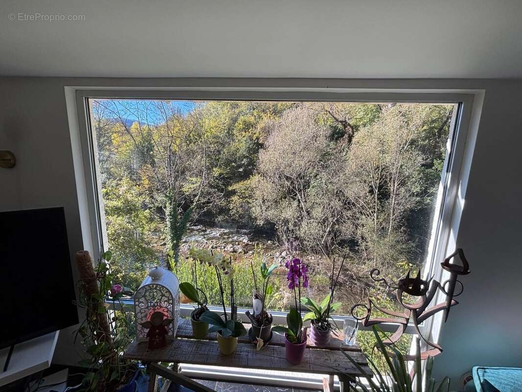 Maison à TOURRETTES-SUR-LOUP