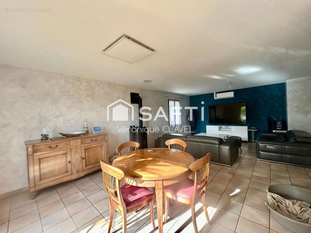 Photo 5 - Maison à BELLEGARDE