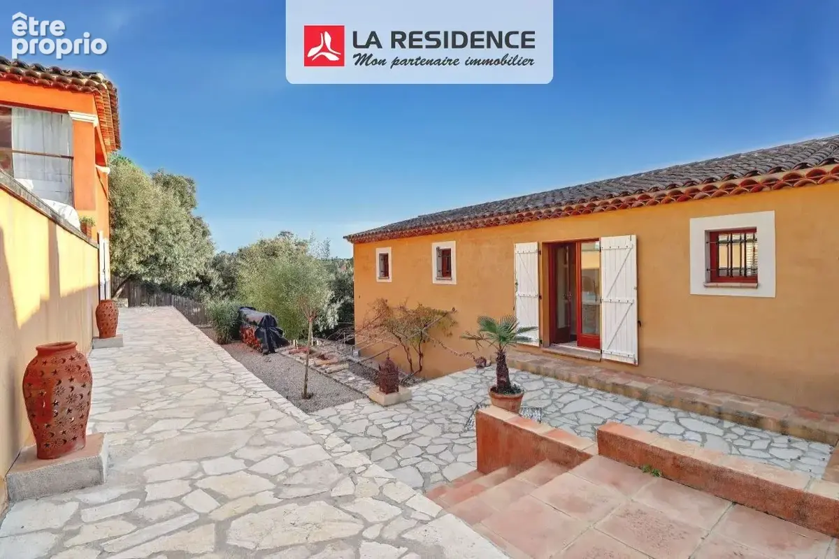 Maison 236 m² à Lorgues  - photo 4