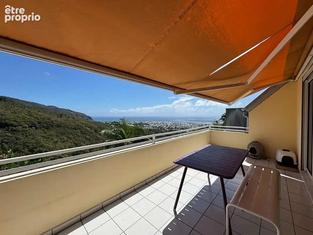 A VENDRE - Saint-Denis La Colline des Camélias - Appartement T3 avec vue panoramique et triple exposition - photo 12