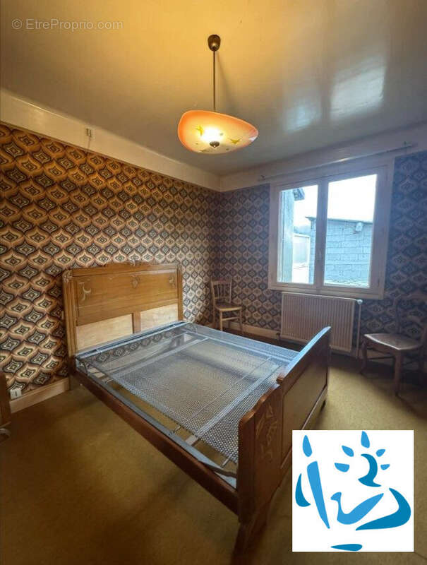 Maison à MOULINS-SAINT-HUBERT