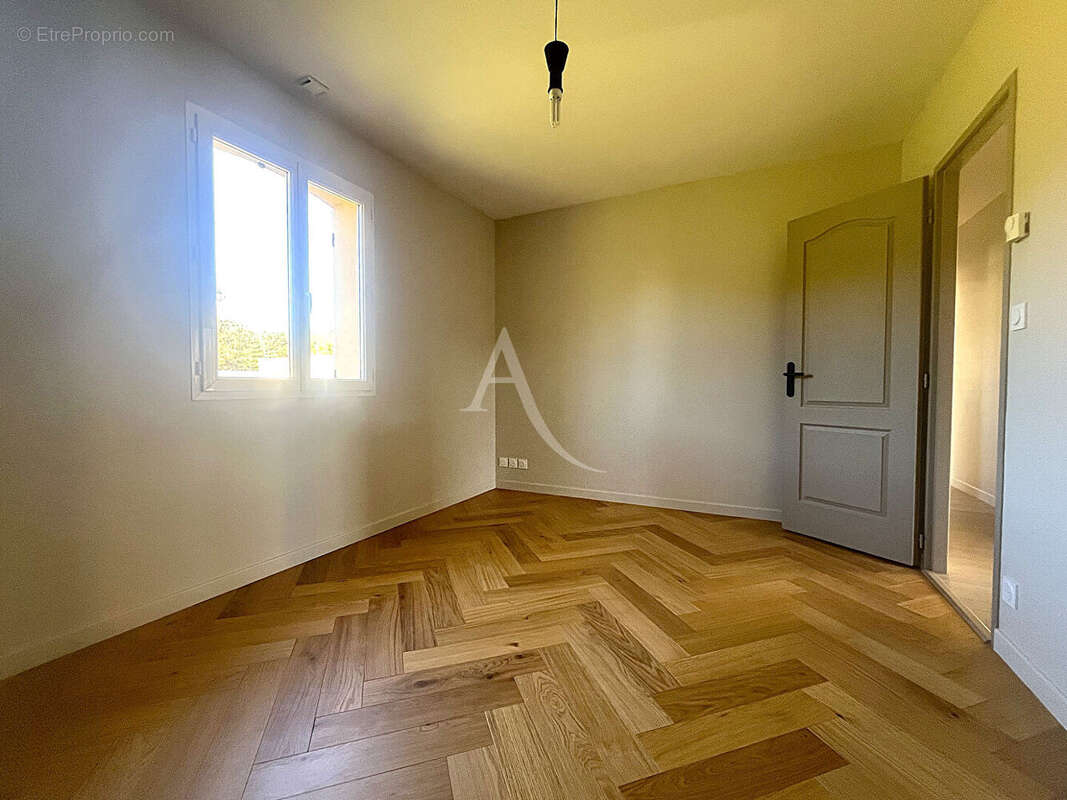 Maison à CONTRES