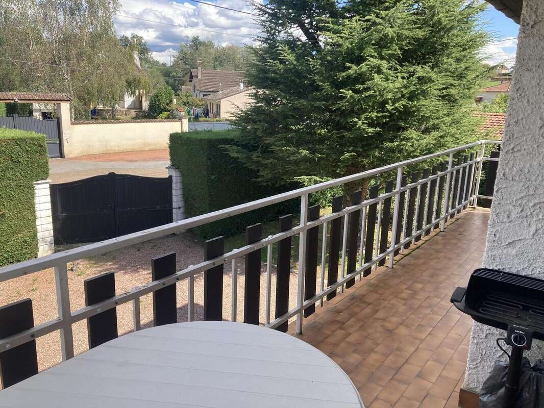 Photo 5 - Maison à POUILLY-SOUS-CHARLIEU