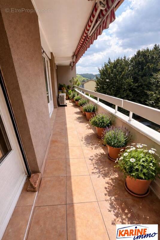 Appartement à FONTAINES-SUR-SAONE