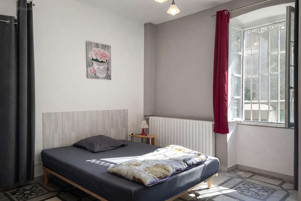 Appartement à BOURG-SAINT-ANDEOL