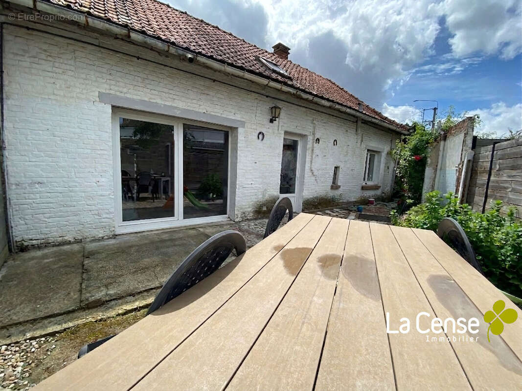 Maison à FOREST-SUR-MARQUE