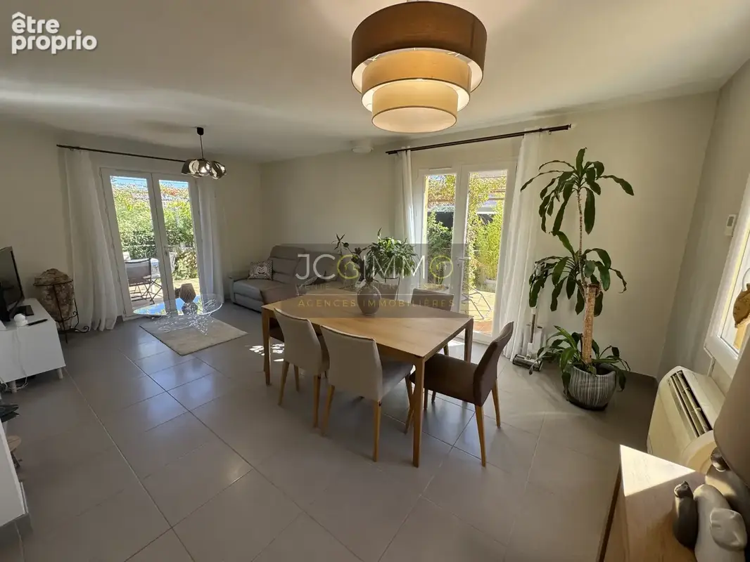 VIlla de 86m2 hab T4 avec grand garage sur 403m2 de terrain ! - photo 4
