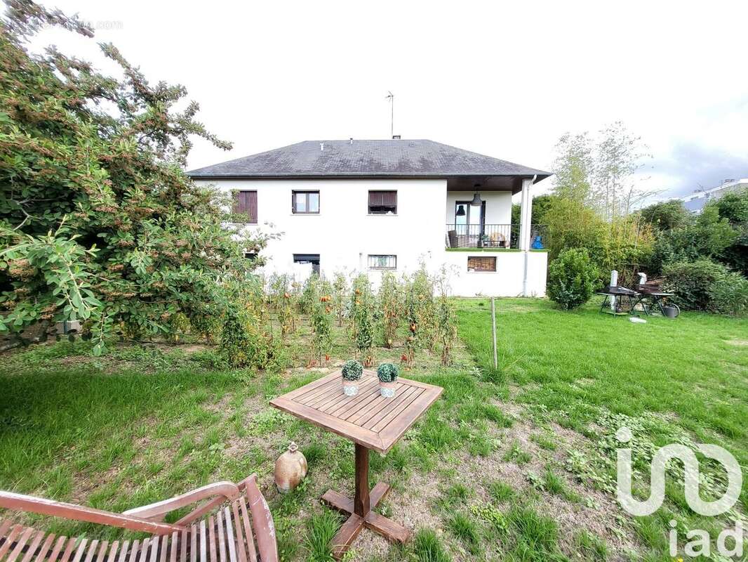 Maison 159 m² à Chatellerault  - photo 3