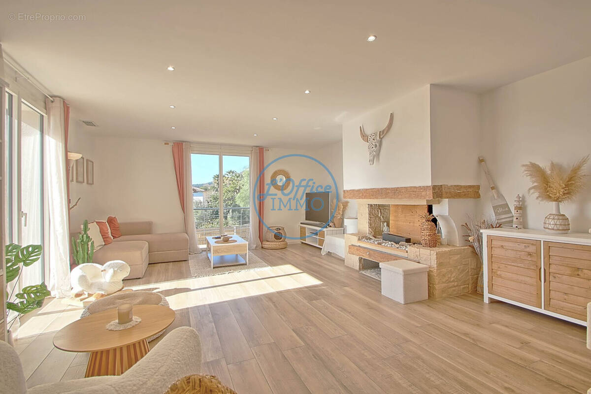 Maison à LA VALETTE-DU-VAR