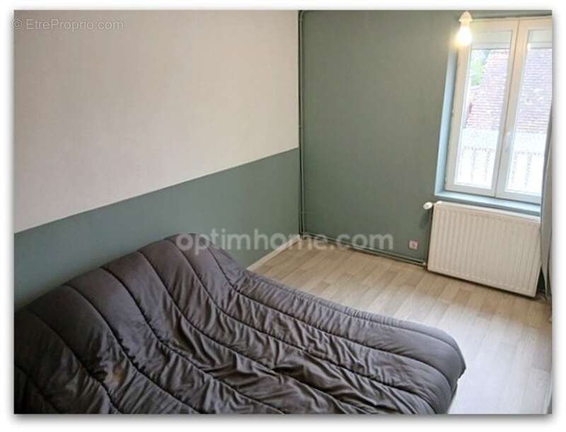 Maison à SAINT-LEOPARDIN-D'AUGY