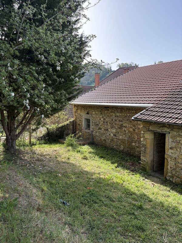 Maison à CHARLIEU