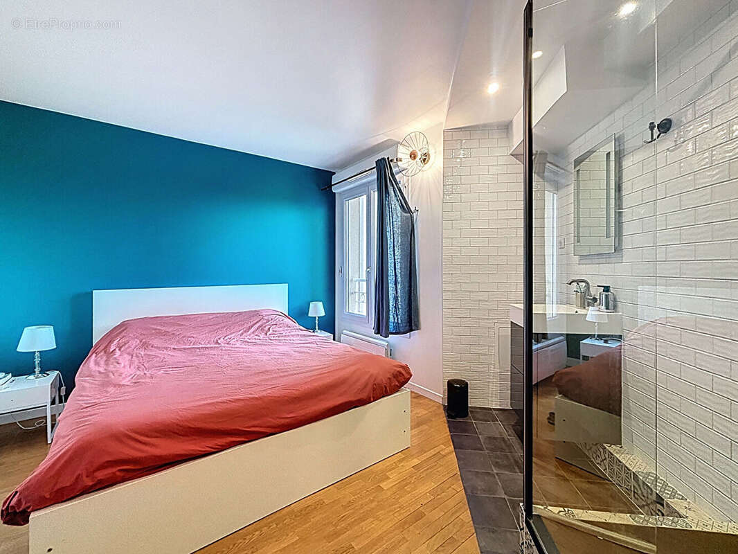 Appartement à SURESNES