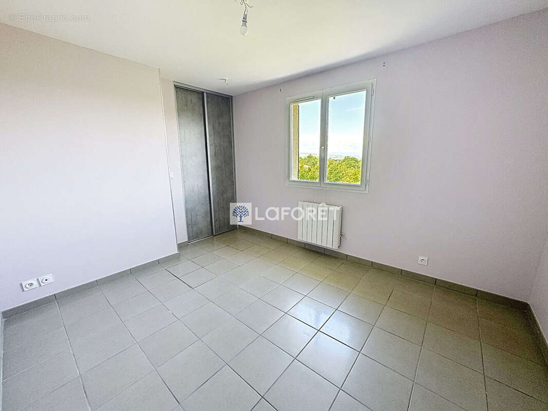 Maison à L'ISLE-D'ABEAU