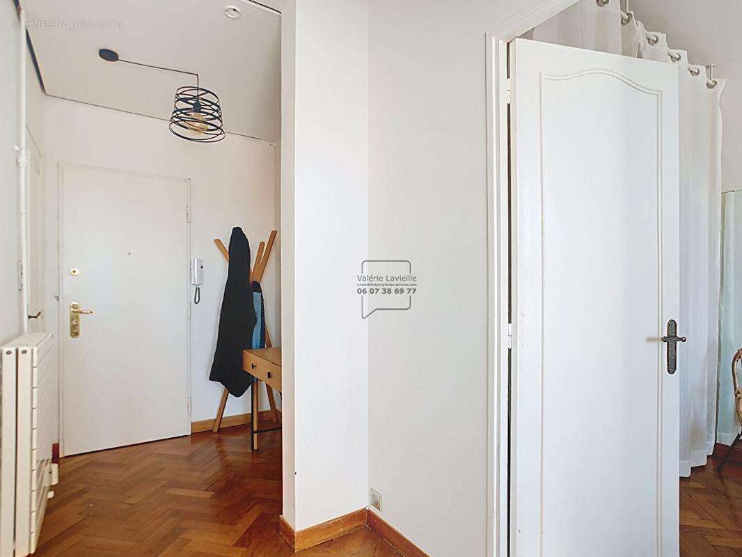 Appartement à MARSEILLE-2E