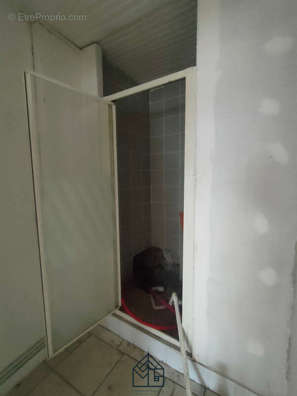Appartement à AMPLEPUIS