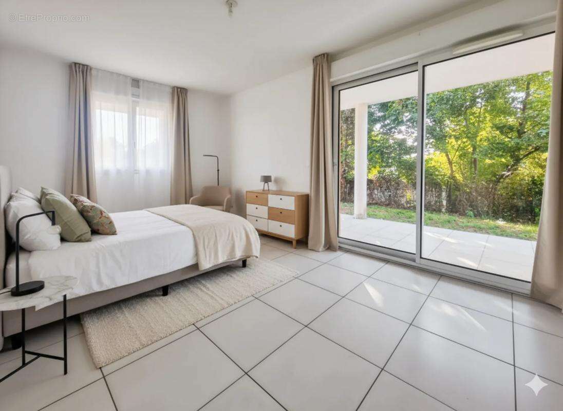 Appartement à SANARY-SUR-MER