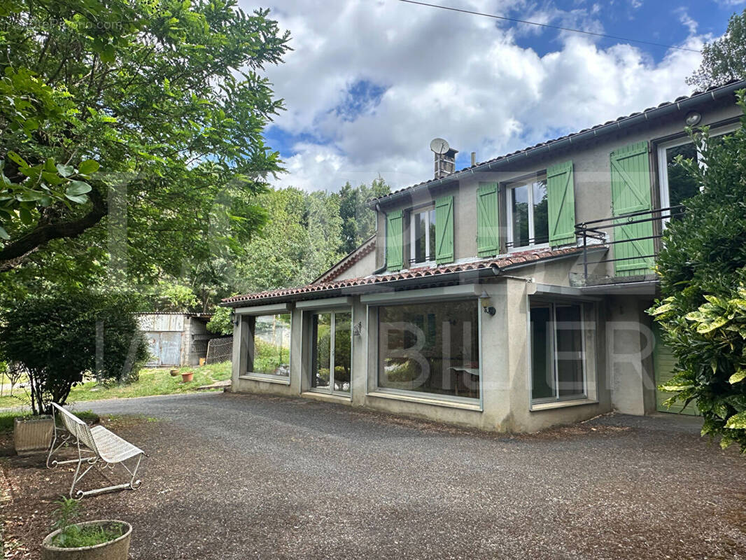 Maison à PONT-DE-LARN