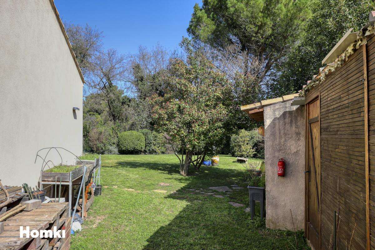 Maison/Villa T5 de 138 m² à Solliès-Pont 83210 - photo 18