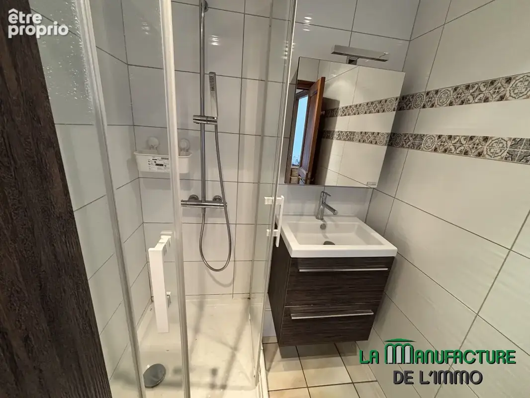 Saint etienne bergson bel air - appartement t4 avec 3 chambres balcon et parking collectif - photo 14