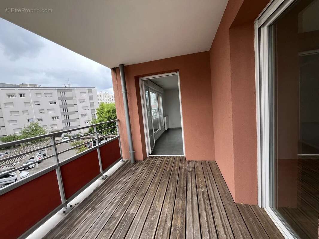 Appartement à LYON-8E