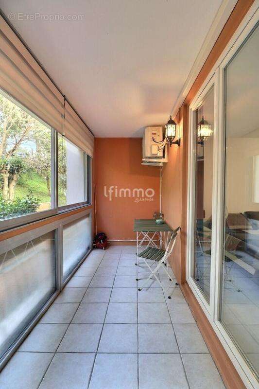 Appartement à MARSEILLE-11E
